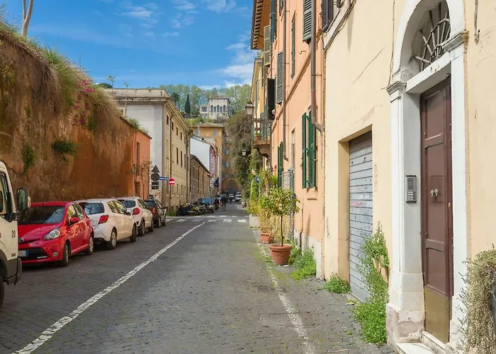 Апартаменты Loft In Trastevere